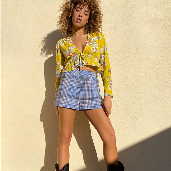 NWT Aritzia Sunday Best floral printed Crop Tie-Front Blouse Size M Wtags⭐️⭐️⭐️ - Picture 6 of 15